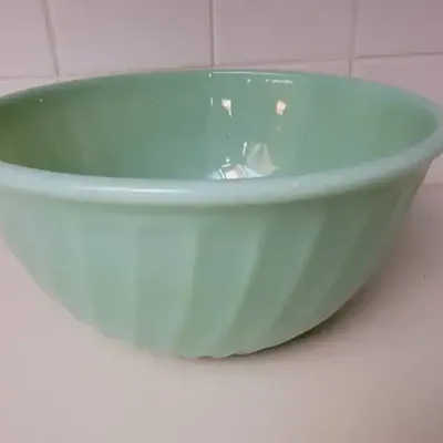 Vintage Fire-King Jadeite Swirl Mixing Bowl