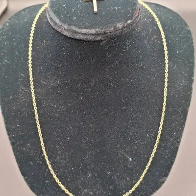 12k Gold 18" Neclace With Cross Pendant 