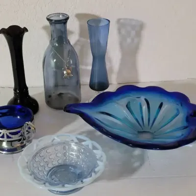 Collectible Glassware Spanning Mid-Century Studio Art Glass and Early Depression-Era