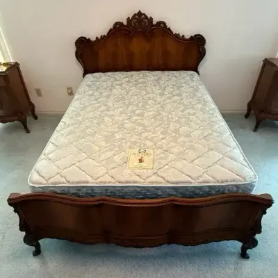 Romweber French Provincial Louis XV Style Carved Wooden Full Bed
