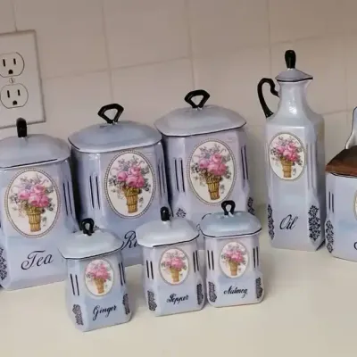 Czechoslovakia Vintage Victoria China Porcelain Canister Set