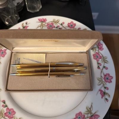 Pens
