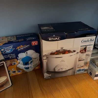 NIB Crock Pot