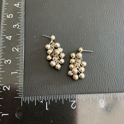 Sale Photo Thumbnail #182: Silver Tone grape style cluster fashion earrings 
Please see attached pictures