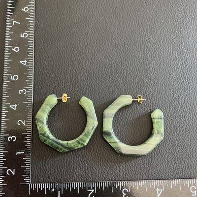Sale Photo Thumbnail #164: Vintage Green marble resin earrings 
Please see attached pictures