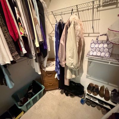 Sale Photo Thumbnail #153