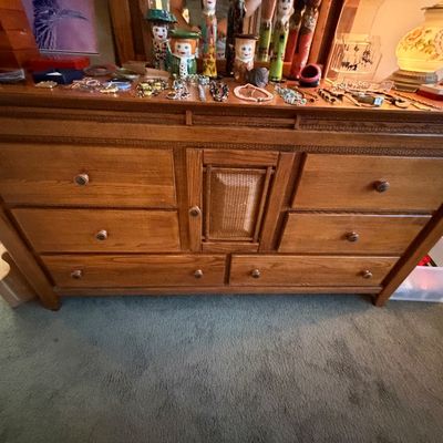 Sale Photo Thumbnail #146