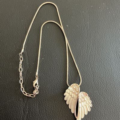 Sale Photo Thumbnail #201: Very cute silver tone winged fashion pendant necklace 
Please see attached pictures