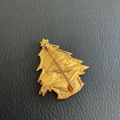 Sale Photo Thumbnail #220: Vintage Christmas tree fashion Brooch 
Please see attached pictures