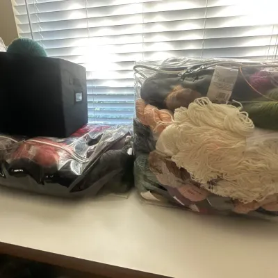 Yarn (multiple bins) 