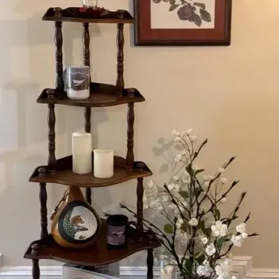 Corner Shelf with Bob Timberlake Items, Lighted Flower Deco, Picture