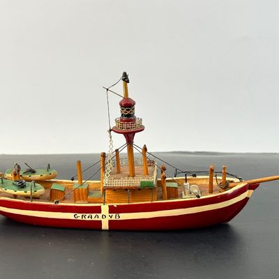 Sale Photo Thumbnail #338