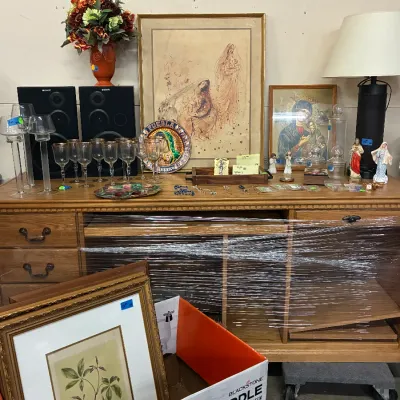 Estate sale photo