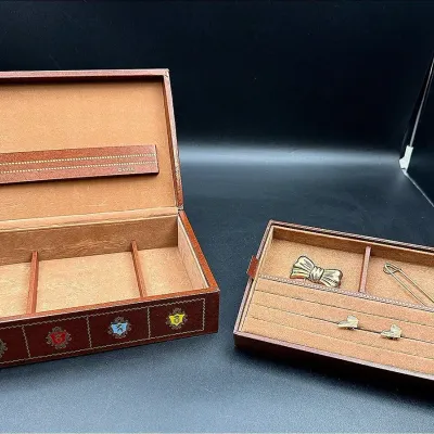 Vintage Dante Double Layer Jewelry Box With Three Gold-toned Jewelry Pieces