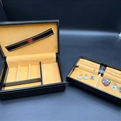 A Vintage Swank Jewelry Box Designed My Philippe In Sweden With Four Jewelry Pieces