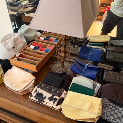 Sale Photo Thumbnail #657