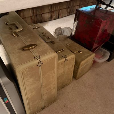 Sale Photo Thumbnail #374