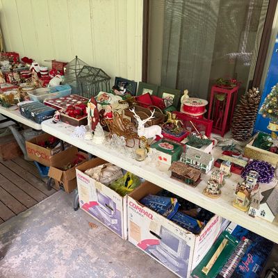 Sale Photo Thumbnail #542