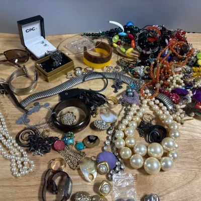 Sale Photo Thumbnail #220