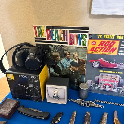 Estate sale photo