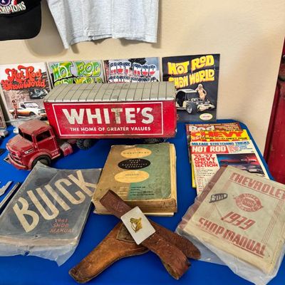 Estate sale photo