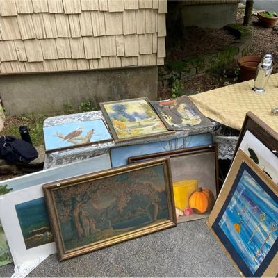 Estate sale photo