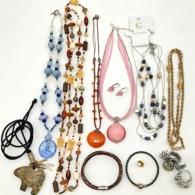 Sale Photo Thumbnail #374