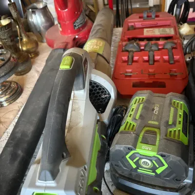 Sale Photo Thumbnail #102