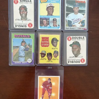Vintage Sports Cards - Hank Aaron, George Brett & Tony Perez Rookie (Creased) and More