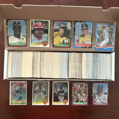 Over 600 Vintage Baseball Cards. Johnny Bench, Barry Bonds, Mark McGwire, and More