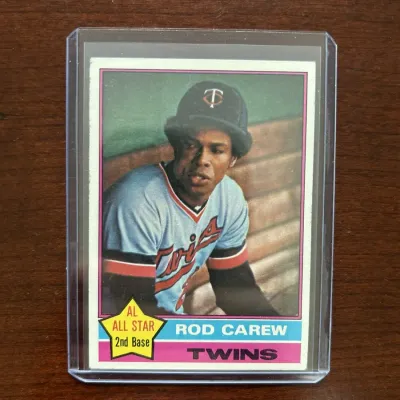 1976 Topps Baseball Card. Rod Carew - Minnesota Twins. Card #400