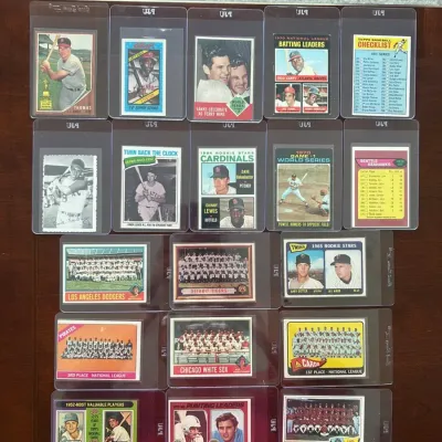 Vintage 1960s & 1970s Sports Card Lot - Rookies and More