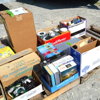 Estate sale photo