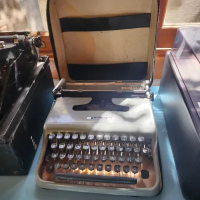 Sale Photo Thumbnail #53