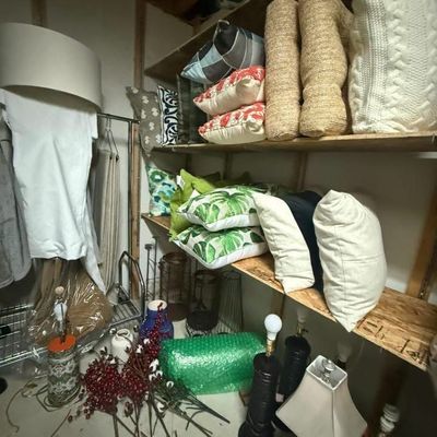 Sale Photo Thumbnail #152