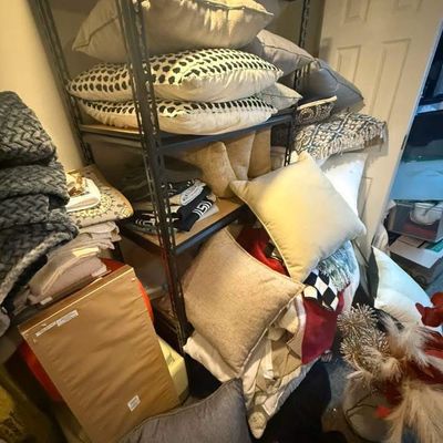 Sale Photo Thumbnail #142