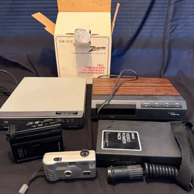 Lot Of Mixed Electronic Devices 