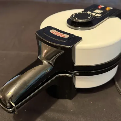 Retro Oster Round Rotating Belgian Waffle Iron with Temperature Dial