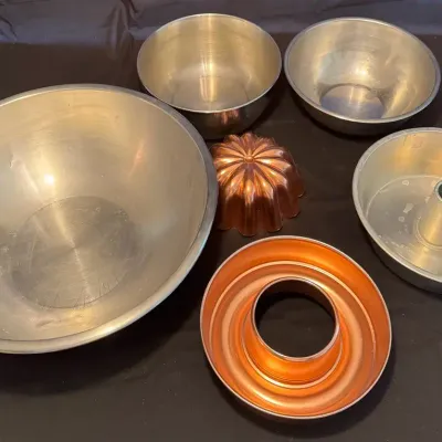Vintage Aluminum & Copper-Toned Mid-Century Bakeware Lot - 6 Pieces