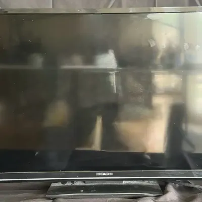 24" Hitachi LED HD Television