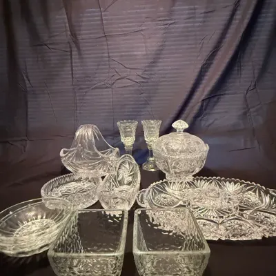 Set Of Glassware (12 Pieces Total)