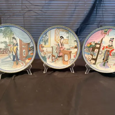 Set of 3 Vintage Oriental Decorative Porcelain Collector Plates – Elegant Asian Lady Scenes