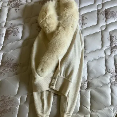 Vintage 1960s Sweater with Fur Collar 
