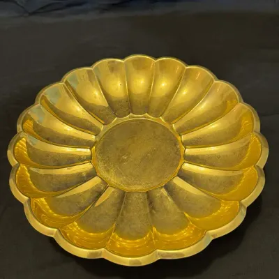Vintage Royal Winton Grimwades Gold Lustre Scalloped Fluted Serving Bowl / Charger