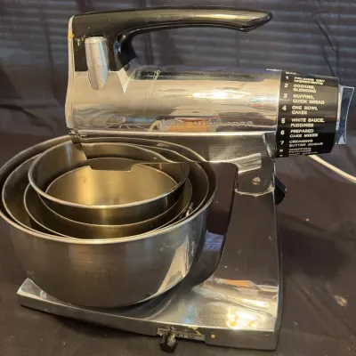 Vintage Mid-Century Sunbeam Mixmaster 12-Speed Stand Mixer - Chrome & Black