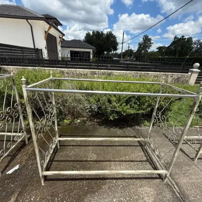 Metal frame 1