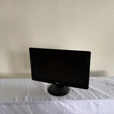 Dell 24” LCD Computer Monitor – Black – No Power Cord