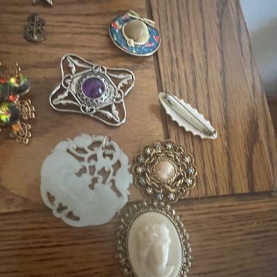 Sale Photo Thumbnail #197