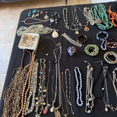 Sale Photo Thumbnail #124