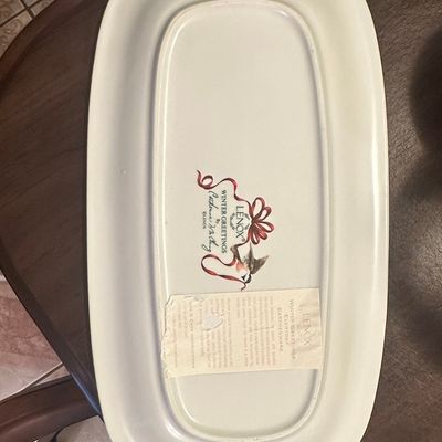Sale Photo Thumbnail #207: Lenox Winter Greetings Everyday Rectangular Platter